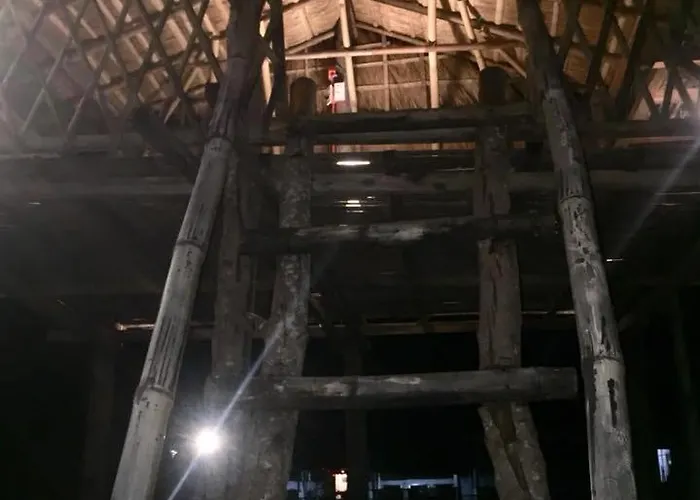 Zambales Beach Tower Gasthof Manila